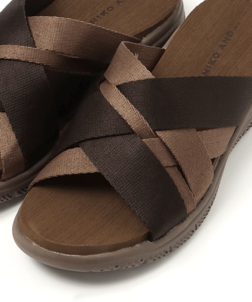 niko and...(ニコアンド)の「クロステープサンダル(サンダル・メンズ・ブラック/ネイビー/ブラウン/オリーブ・MEDIUM/LARGE)」の13枚目の写真