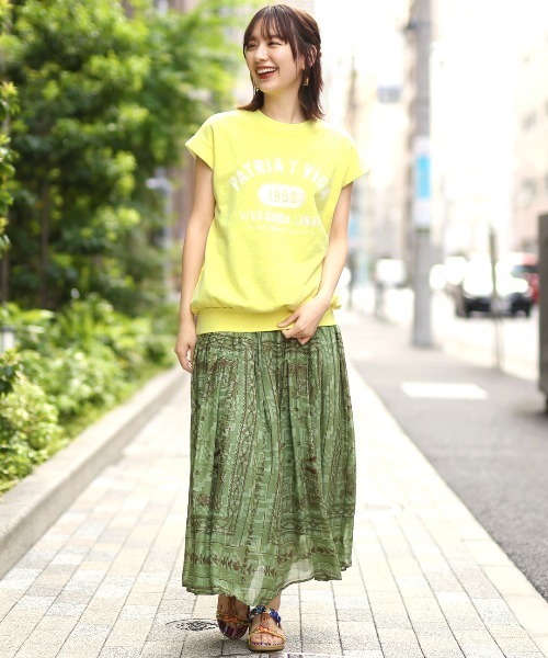 チチカカ（チチカカ）の「ワンポイントネオンボトルプルオーバー（Tシャツ/カットソー・レディース・グレー/ピンク/イエロー・FREE）」の5枚目の写真