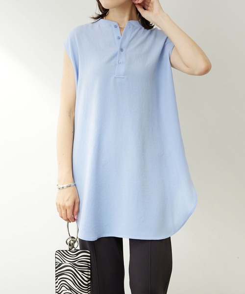 COLLAGE GALLARDAGALANTE（コラージュガリャルダガランテ）の「着心地サラサラ/前後2WAYジョーゼットノースリプルオーバー（シャツ/ブラウス・レディース・ブルー/ホワイト/チャコールグレー・FREE）」の10枚目の写真