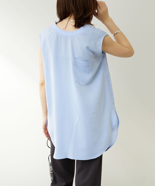 COLLAGE GALLARDAGALANTE（コラージュガリャルダガランテ）の「着心地サラサラ/前後2WAYジョーゼットノースリプルオーバー（シャツ/ブラウス・レディース・ブルー/ホワイト/チャコールグレー・FREE）」の12枚目の写真