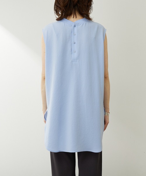 COLLAGE GALLARDAGALANTE（コラージュガリャルダガランテ）の「着心地サラサラ/前後2WAYジョーゼットノースリプルオーバー（シャツ/ブラウス・レディース・ブルー/ホワイト/チャコールグレー・FREE）」の19枚目の写真