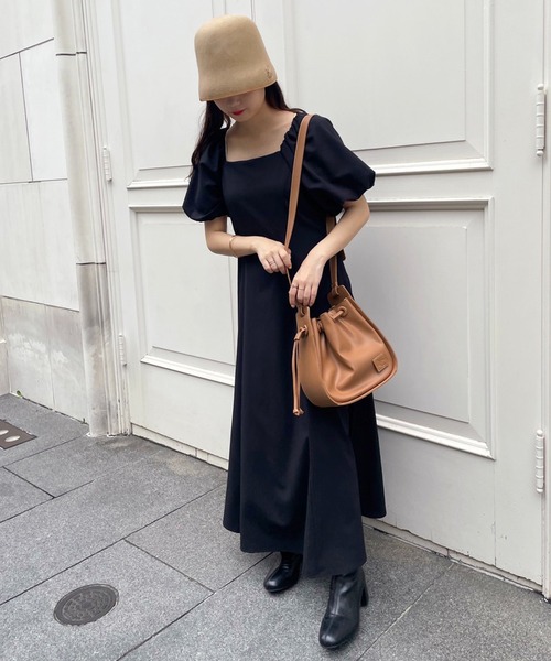 one after another NICE CLAUP（ワンアフターアナザーナイスクラップ）の「サイド巾着ショルダーBAG（ショルダーバッグ・レディース・ブラック/ベージュ/キャメル・FREE）」の12枚目の写真