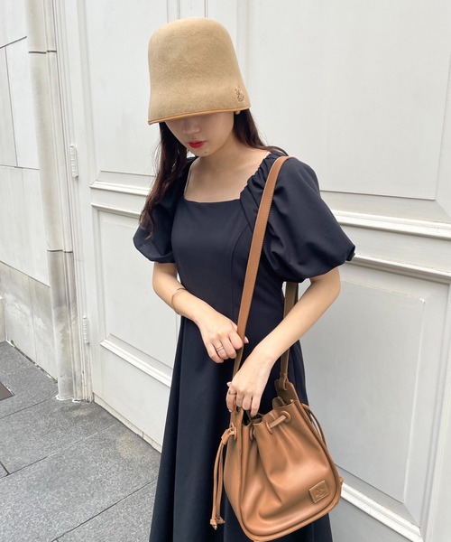 one after another NICE CLAUP（ワンアフターアナザーナイスクラップ）の「サイド巾着ショルダーBAG（ショルダーバッグ・レディース・ブラック/ベージュ/キャメル・FREE）」の13枚目の写真