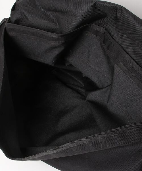 PACKING（パッキング）の「PACKING/パッキング　REFLECTIVE MESSENGER　リフレクティブメッセンジャー　PA-023（メッセンジャーバッグ・メンズ・グレー・F）」の5枚目の写真