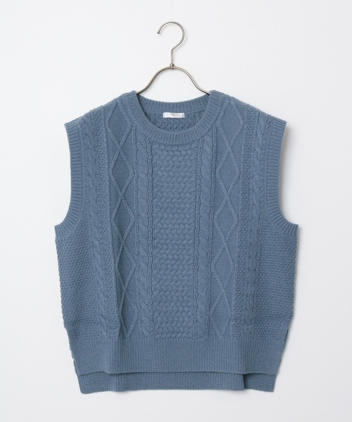 Honeys（ハニーズ）の「ケーブル編ニットベスト（ベスト・レディース・ベージュ/ブラウン/アイボリー/ブルー系その他/ダークオレンジ・LL/M/L）」の22枚目の写真