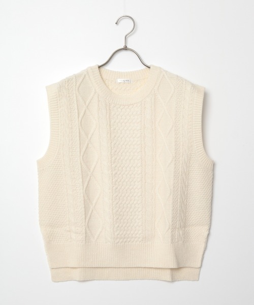 Honeys（ハニーズ）の「ケーブル編ニットベスト（ベスト・レディース・ベージュ/ブラウン/アイボリー/ブルー系その他/ダークオレンジ・LL/M/L）」の13枚目の写真