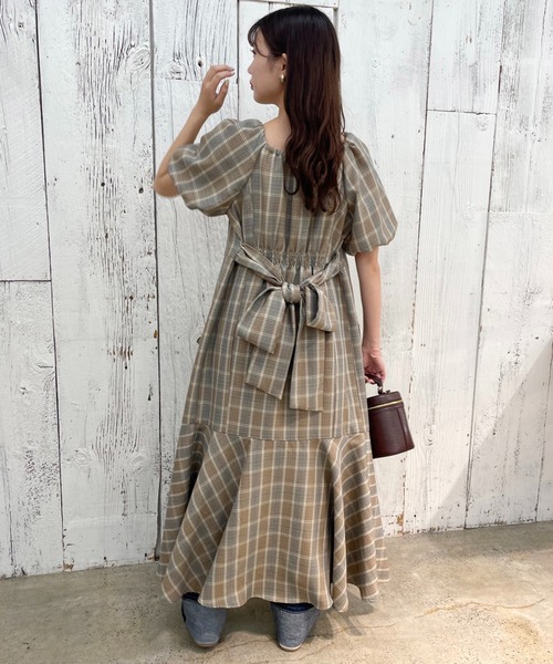 one after another NICE CLAUP(ワンアフターアナザーナイスクラップ)の「バックリボンマーメイドワンピース(ワンピース・レディース・ブラウン系その他/ベージュ系その他/ライトカーキ・FREE)」の22枚目の写真