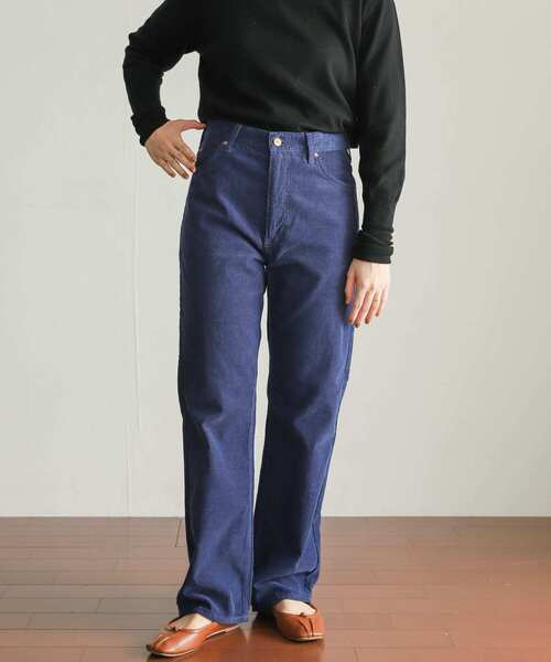 Lee / ストレートパンツ/--/コーデュロイ/ORN/無地 Lee（リー）の「『別注』Lee×DOORS コーデュロイストレートパンツ