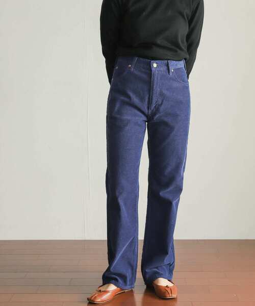 Lee（リー）の「『別注』Lee×DOORS　コーデュロイストレートパンツ（その他パンツ・レディース・ネイビー/ライトピンク・X-SMALL/SMALL/MEDIUM）」の11枚目の写真