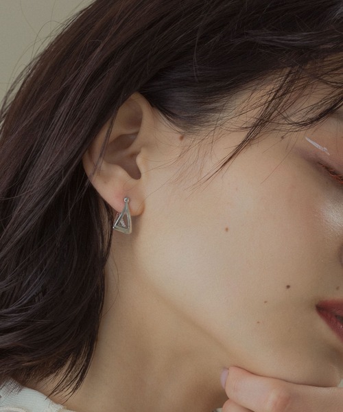VATSURICA(バツリカ)の「〈VATSURICA〉silver925 / 金属アレルギー対応 / シンプルピアス(ピアス(両耳用)・レディース・シルバー/ゴールド・FREE)」の3枚目の写真