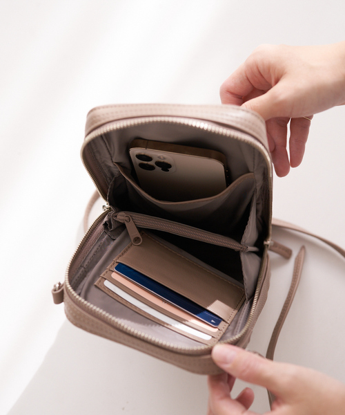 collex（コレックス）の「【別注】THE CASE×collex ウォレットショルダーバッグ（ショルダーバッグ・レディース・ベージュ/ブラック/カーキ/オフホワイト・フリー）」の11枚目の写真