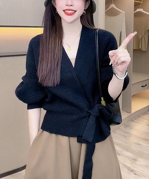 LOPASS(ロパス)の「ノーカラーVネックカーディガン(カーディガン/ボレロ・レディース・Mustard/ブラウン/ブラック/アイボリー/グレー・FREE)」の3枚目の写真