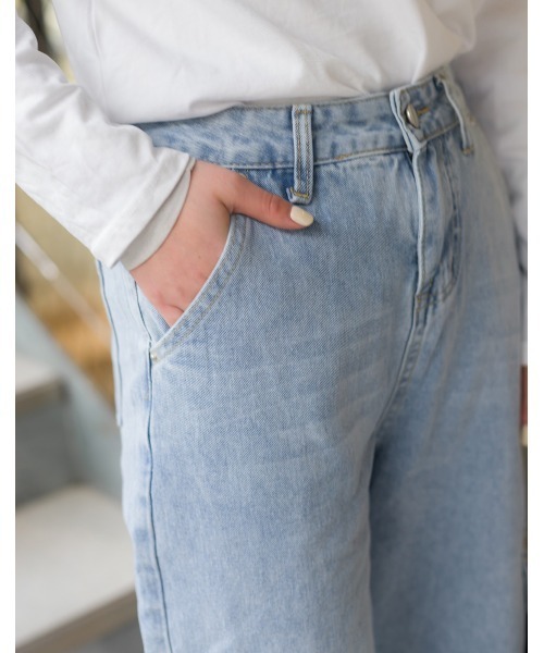 SpRay(スプレイ)の「デニムカーゴパンツ(デニムパンツ・レディース・ライトブルー・SMALL/MEDIUM/LARGE)」の8枚目の写真