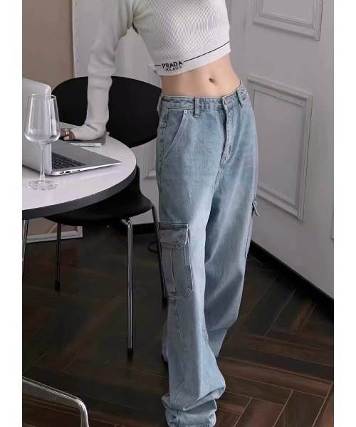 SpRay(スプレイ)の「デニムカーゴパンツ(デニムパンツ・レディース・ライトブルー・SMALL/MEDIUM/LARGE)」の13枚目の写真