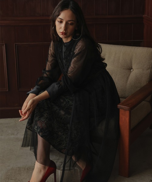 リニューアル［Callarus］チュール使い花柄デザインワンピースドレス