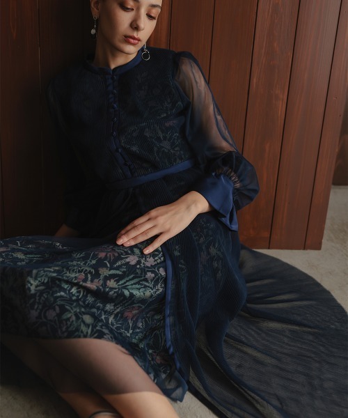 Callarus（カラルス）の「リニューアル［Callarus］チュール使い花柄デザインワンピースドレス（ドレス・レディース・ブラック系/カーキ系/ネイビー系・LL/3L/M/L/4L/5L）」の19枚目の写真