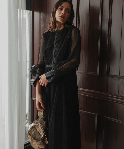 【新品・大きいサイズ 5L】　カラルス　チュール使い花柄デザインワンピース　黒 結婚式・パーティー・オケージョンドレス】チュール使い花柄デザイン