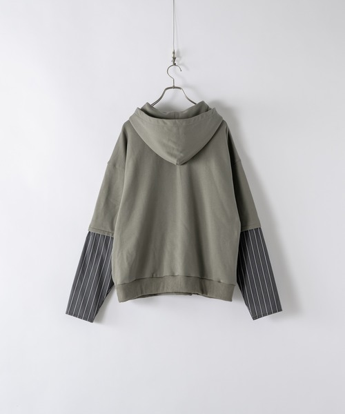 DOOPZ（ドープス）の「レイヤードスリーブフーディー（パーカー・メンズ・グレイッシュベージュ/ブラック・SMALL/MEDIUM/LARGE）」の11枚目の写真