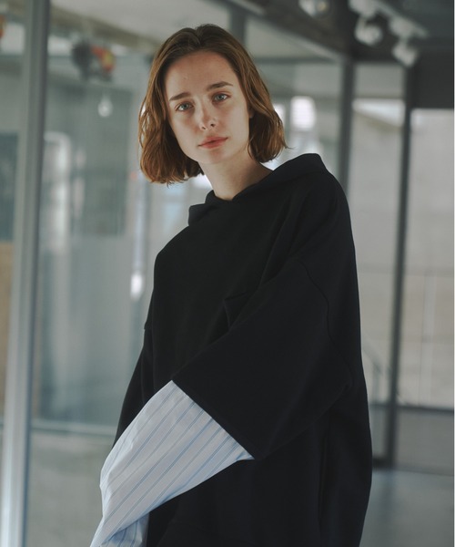 DOOPZ（ドープス）の「レイヤードスリーブフーディー（パーカー・メンズ・グレイッシュベージュ/ブラック・SMALL/MEDIUM/LARGE）」の16枚目の写真