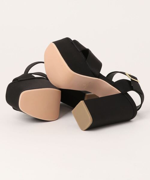 Mafmof（マフモフ）の「Mafmof(マフモフ)プラットフォーム入りクロスベルトチャンキーヒールサンダル（サンダル・レディース・ネイビー/ブラック系その他/ホワイト/ブラック/シルバー/ゴールド・M/L/LL/S）」の9枚目の写真