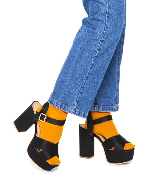 Mafmof（マフモフ）の「Mafmof(マフモフ)プラットフォーム入りクロスベルトチャンキーヒールサンダル（サンダル・レディース・ネイビー/ブラック系その他/ホワイト/ブラック/シルバー/ゴールド・M/L/LL/S）」の3枚目の写真