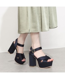 Mafmof（マフモフ）の「Mafmof(マフモフ)プラットフォーム入りクロスベルトチャンキーヒールサンダル（サンダル）」