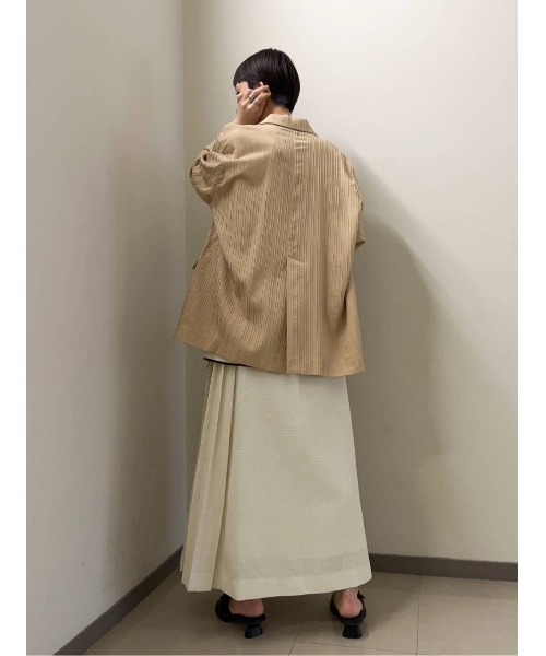 LAATO（ラート）の「HALF PLEATED SKIRT（スカート・レディース・ブラック/オフホワイト・FREE）」の4枚目の写真