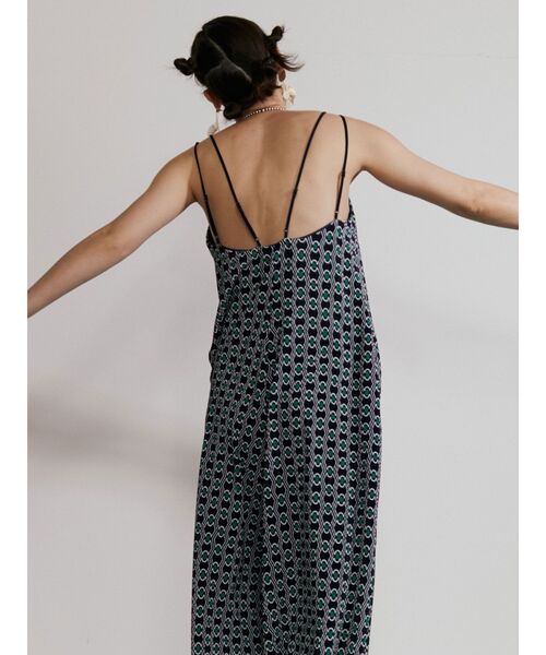 UN3D.（アンスリード）の「クリスタルプリーツオールインワンP（つなぎ