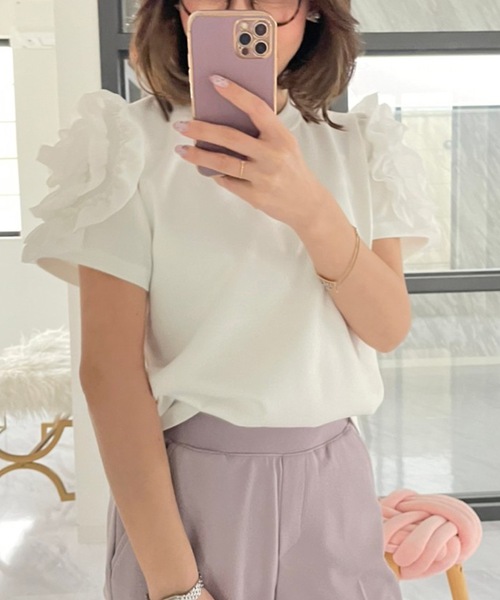 M y u（ミュー）の「デザインフリルスリーブ半袖Tシャツ　ブラウス　プルオーバー（Tシャツ/カットソー・レディース・ブラック系1/グレー系1/ブラック/ホワイト/グレー/ホワイト系1/ベージュ/カーキ/ベージュ系1/カーキ系1・FREE/ML）」の12枚目の写真