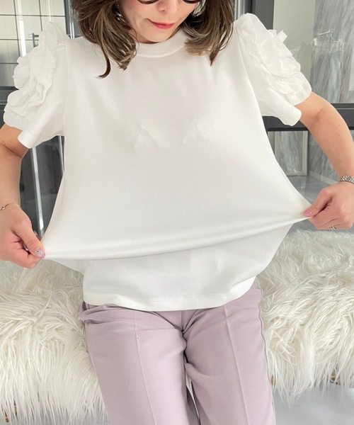 M y u（ミュー）の「デザインフリルスリーブ半袖Tシャツ　ブラウス　プルオーバー（Tシャツ/カットソー・レディース・ブラック系1/グレー系1/ブラック/ホワイト/グレー/ホワイト系1/ベージュ/カーキ/ベージュ系1/カーキ系1・FREE/ML）」の13枚目の写真