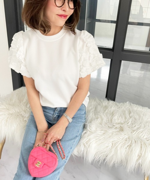 M y u（ミュー）の「デザインフリルスリーブ半袖Tシャツ　ブラウス　プルオーバー（Tシャツ/カットソー・レディース・ブラック系1/グレー系1/ブラック/ホワイト/グレー/ホワイト系1/ベージュ/カーキ/ベージュ系1/カーキ系1・FREE/ML）」の16枚目の写真