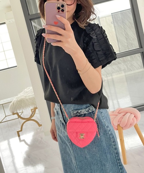 M y u（ミュー）の「デザインフリルスリーブ半袖Tシャツ　ブラウス　プルオーバー（Tシャツ/カットソー・レディース・ブラック系1/グレー系1/ブラック/ホワイト/グレー/ホワイト系1/ベージュ/カーキ/ベージュ系1/カーキ系1・FREE/ML）」の21枚目の写真