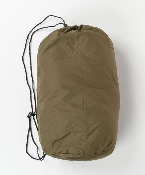 KEEN(キーン)の「KHT RECYCLE DRAWSTRING BAG IN PO / ケーエイチティー リサイクル ドローストリング バッグ イン ポーチ(ボディバッグ/ウエストポーチ・メンズ・オリーブ・OS)」の4枚目の写真