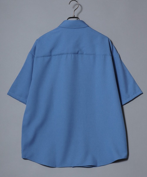 ANPAS(アンパス)の「MADE IN JAPAN Reflax(R) Oversized Half-Sleeve Shirt/日本製 リフラクス オーバーサイズ レギュラーカラー 半袖 とろみシャツ 国産 メンズ 春夏 トップス(シャツ/ブラウス・メンズ・セージグリーン/ブルー/グレー/ブラック/パープル/イエロー/ホワイト/チャコール/ボルドー/マスタード/ロイヤルブルー・M/L)」の18枚目の写真