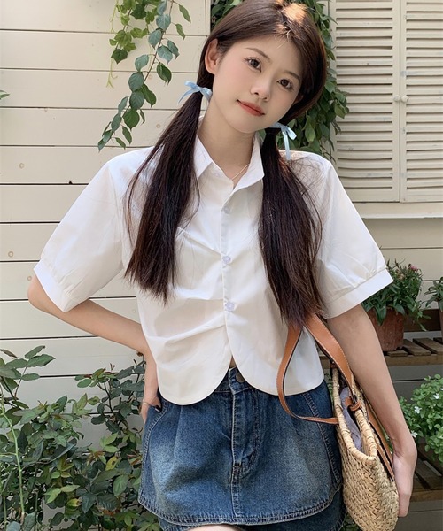 Chick（チック）の「Round Cut Short SS Shirt / ラウンドカットショート丈シャツ クロップド丈 半袖（シャツ/ブラウス・レディース・ホワイト/ブルー・FREE）」の4枚目の写真