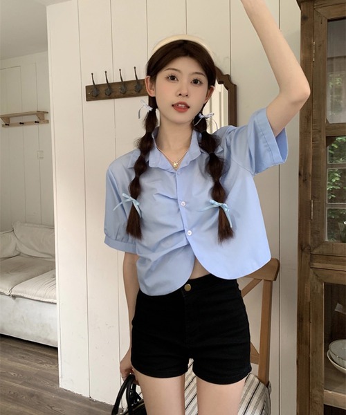 Chick（チック）の「Round Cut Short SS Shirt / ラウンドカットショート丈シャツ クロップド丈 半袖（シャツ/ブラウス・レディース・ホワイト/ブルー・FREE）」の7枚目の写真