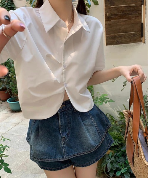 Chick（チック）の「Round Cut Short SS Shirt / ラウンドカットショート丈シャツ クロップド丈 半袖（シャツ/ブラウス・レディース・ホワイト/ブルー・FREE）」の11枚目の写真