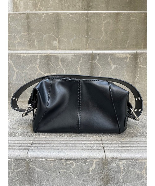 ENVYM(アンビー)の「アイレットデザインハンドBAG(ハンドバッグ・レディース・ブラック/アイボリー・FREE)」の12枚目の写真