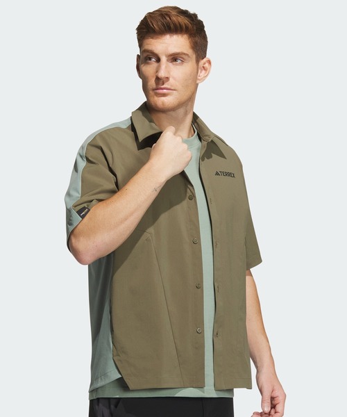 adidas 半袖シャツ adidas（アディダス）の「Campyx半袖シャツ（ジェンダー