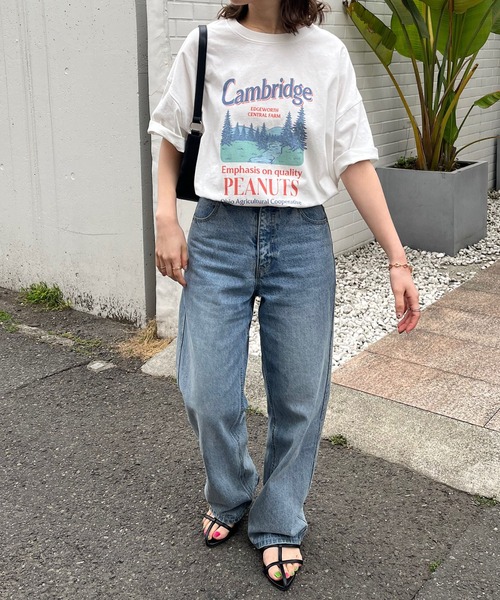 DISCOAT（ディスコート）の「【WEB限定】CamBridgeスーベニアビックTシャツ《ユニセックス》（Tシャツ/カットソー・レディース・ホワイト/ブラウン/ライトベージュ・FREE）」の16枚目の写真