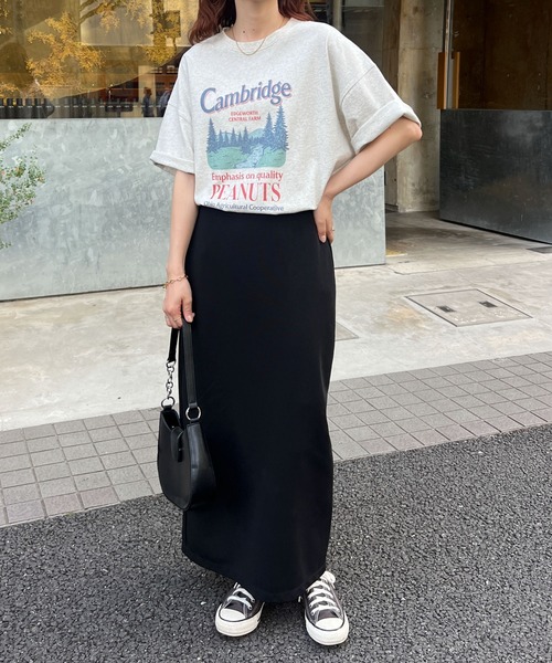 DISCOAT（ディスコート）の「【WEB限定】CamBridgeスーベニアビックTシャツ《ユニセックス》（Tシャツ/カットソー・レディース・ホワイト/ブラウン/ライトベージュ・FREE）」の21枚目の写真