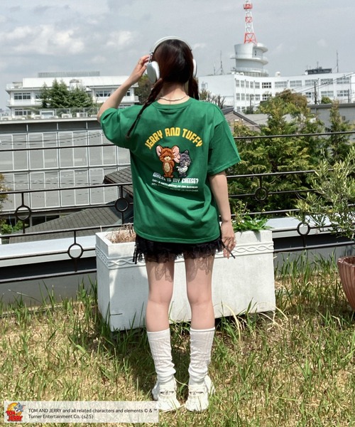 EARWIG Tシャツ Sサイズ アーヤと魔女 未使用 未開封 訳あり 2種類 未使用 花冷え。2024WorldTourTシャツXL HANABIE日本未販売 - メルカリ