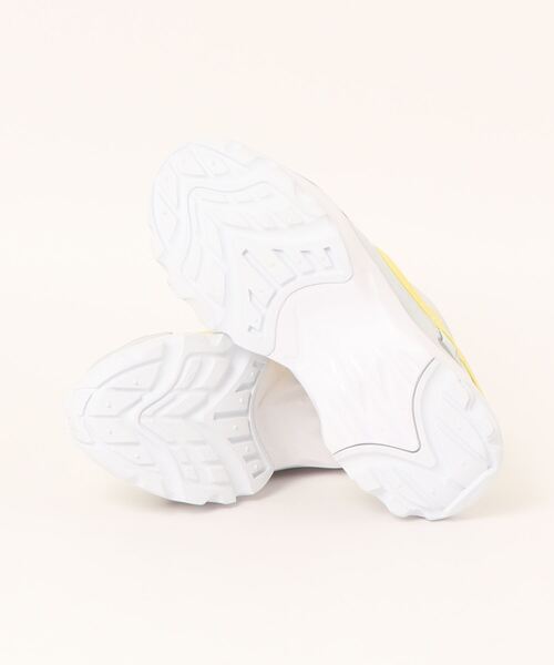 NIKE SPORTSWEAR(ナイキスポーツウェアー)の「ウィメンズ TC 7900(スニーカー・レディース・グレー・24.5cm/24cm/23.5cm/25cm/23cm)」の2枚目の写真