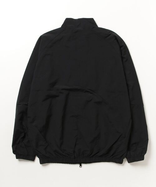 United Athle（ユナイテッドアスレ）の「■United Athle■ナイロン トレーニング ジャケット（裏地付）（ブルゾン・メンズ・ブラック・MEDIUM/X-LARGE/LARGE）」の11枚目の写真