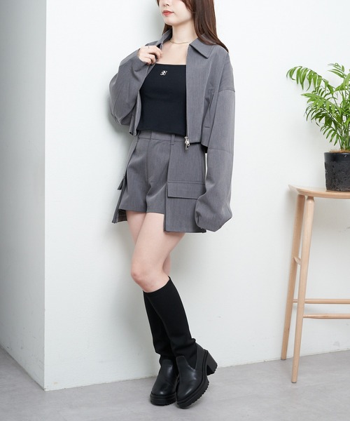 Chico（チコ）の「カーゴポケットミニスカパン（スカート・レディース・グレイッシュベージュ/グレー/ブラック・FREE）」の8枚目の写真