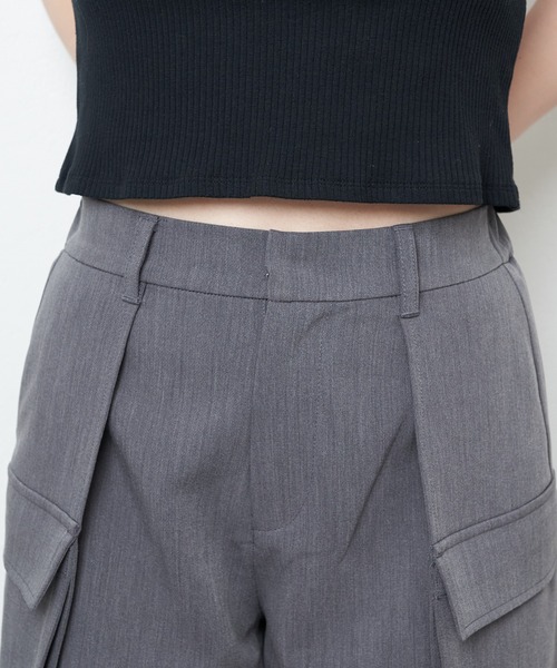 Chico（チコ）の「カーゴポケットミニスカパン（スカート・レディース・グレイッシュベージュ/グレー/ブラック・FREE）」の11枚目の写真