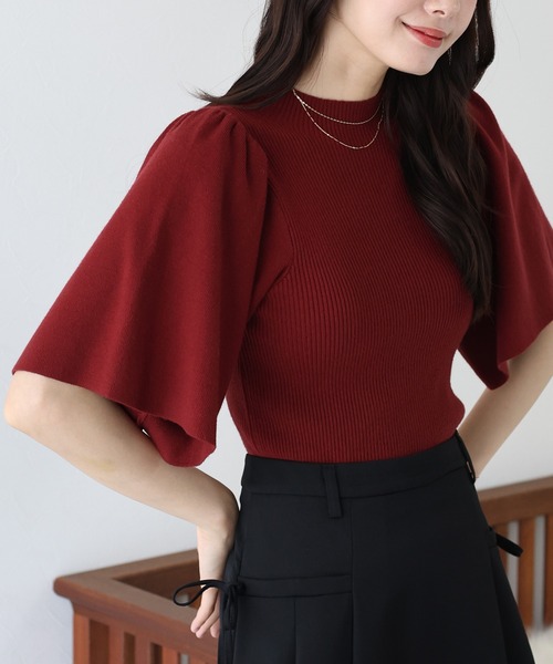 BLUEEAST（ブルーイースト）の「フレアスリーブ五分袖なめらかニット（ニット/セーター・レディース・アイボリー/ブラック/ベージュ/グリーン/チャコールグレー/ボルドー・MEDIUM）」の6枚目の写真