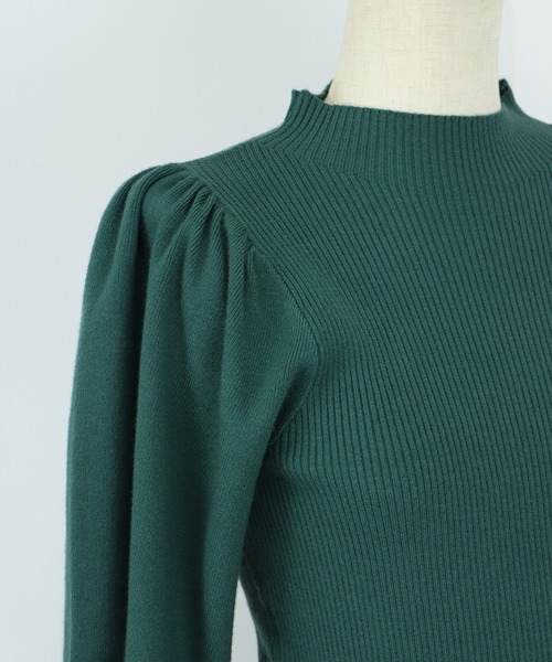 BLUEEAST（ブルーイースト）の「フレアスリーブ五分袖なめらかニット（ニット/セーター・レディース・アイボリー/ブラック/ベージュ/グリーン/チャコールグレー/ボルドー・MEDIUM）」の10枚目の写真