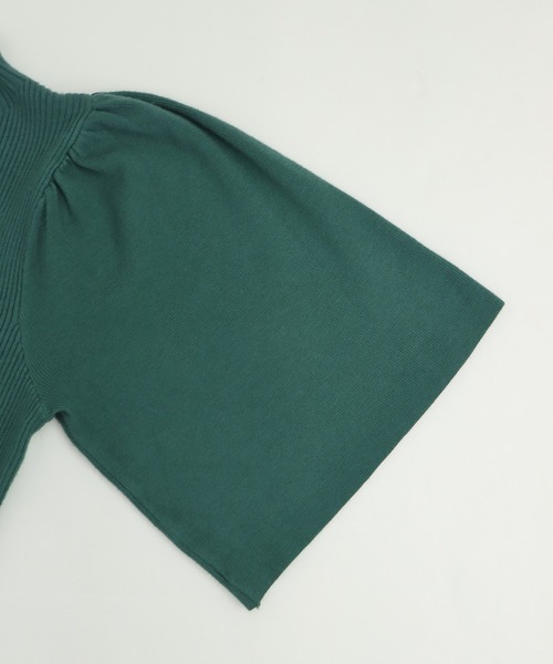 BLUEEAST（ブルーイースト）の「フレアスリーブ五分袖なめらかニット（ニット/セーター・レディース・アイボリー/ブラック/ベージュ/グリーン/チャコールグレー/ボルドー・MEDIUM）」の8枚目の写真