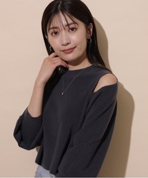 ショルダースリットニット